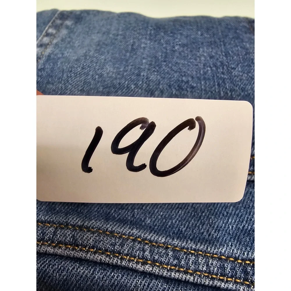 Universal Thread Mid Rise 80s Slim Jeans Medium‎ Wash Blue Denim 8R VN1126365